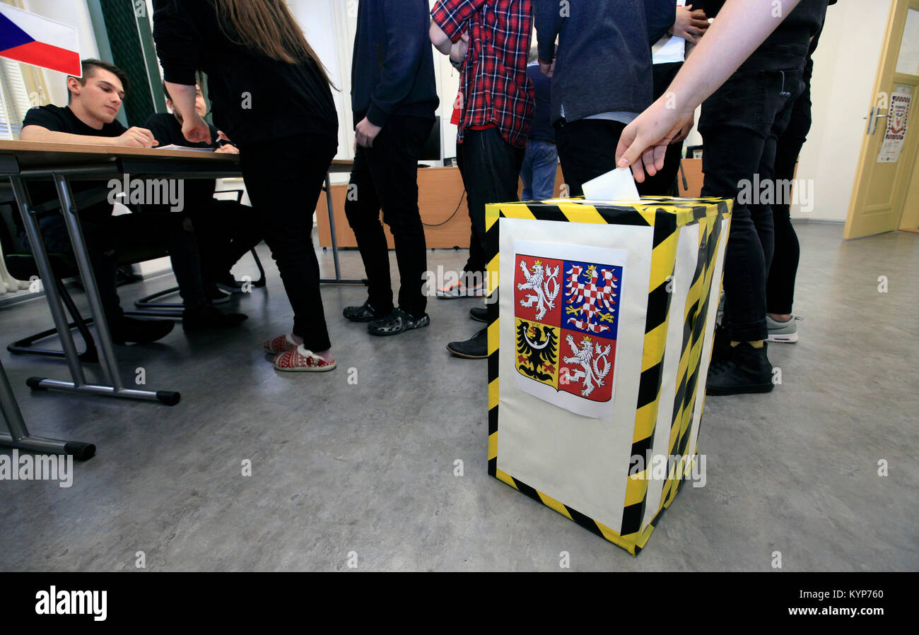 Second round of Student presidential elections were held in Prague, Czech Republic, on Tuesday, January 16, 2018. Students try how to vote. Second round of Czech presidential elections will be held on January 26-27, 2018. (CTK Photo/Michaela Rihova) Stock Photo