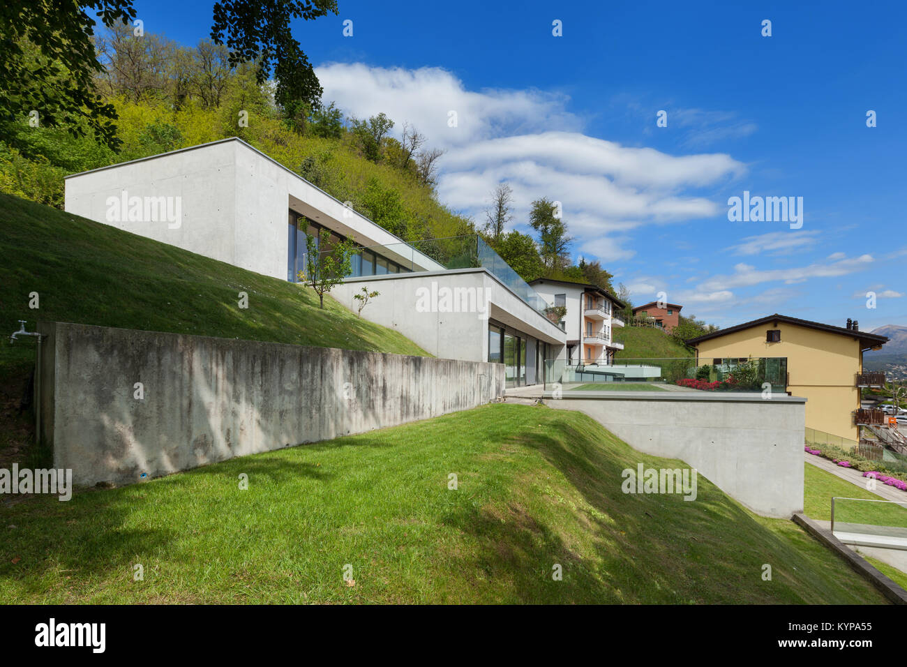 Exterior modern architecture, concrete house with green lawn Stock ...