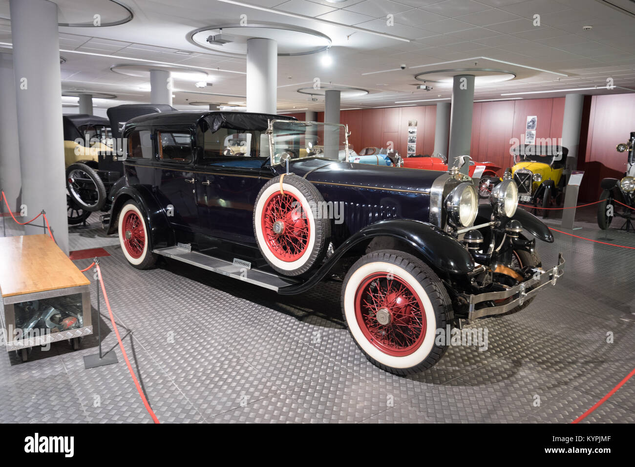Auto World Vintage Car Museum High Resolution Stock Photography And Images Alamy