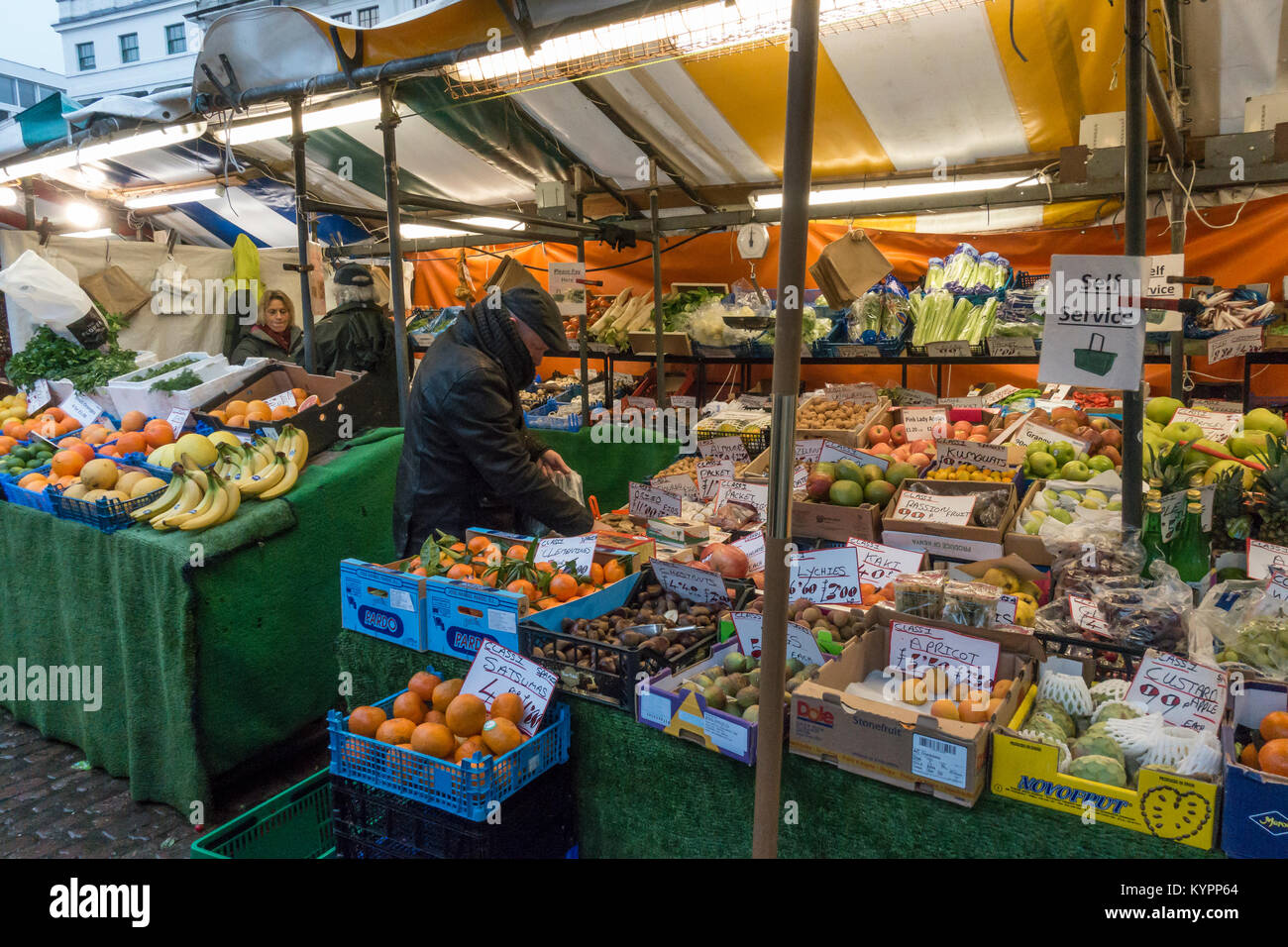 Green grocer hires stock photography and images Alamy
