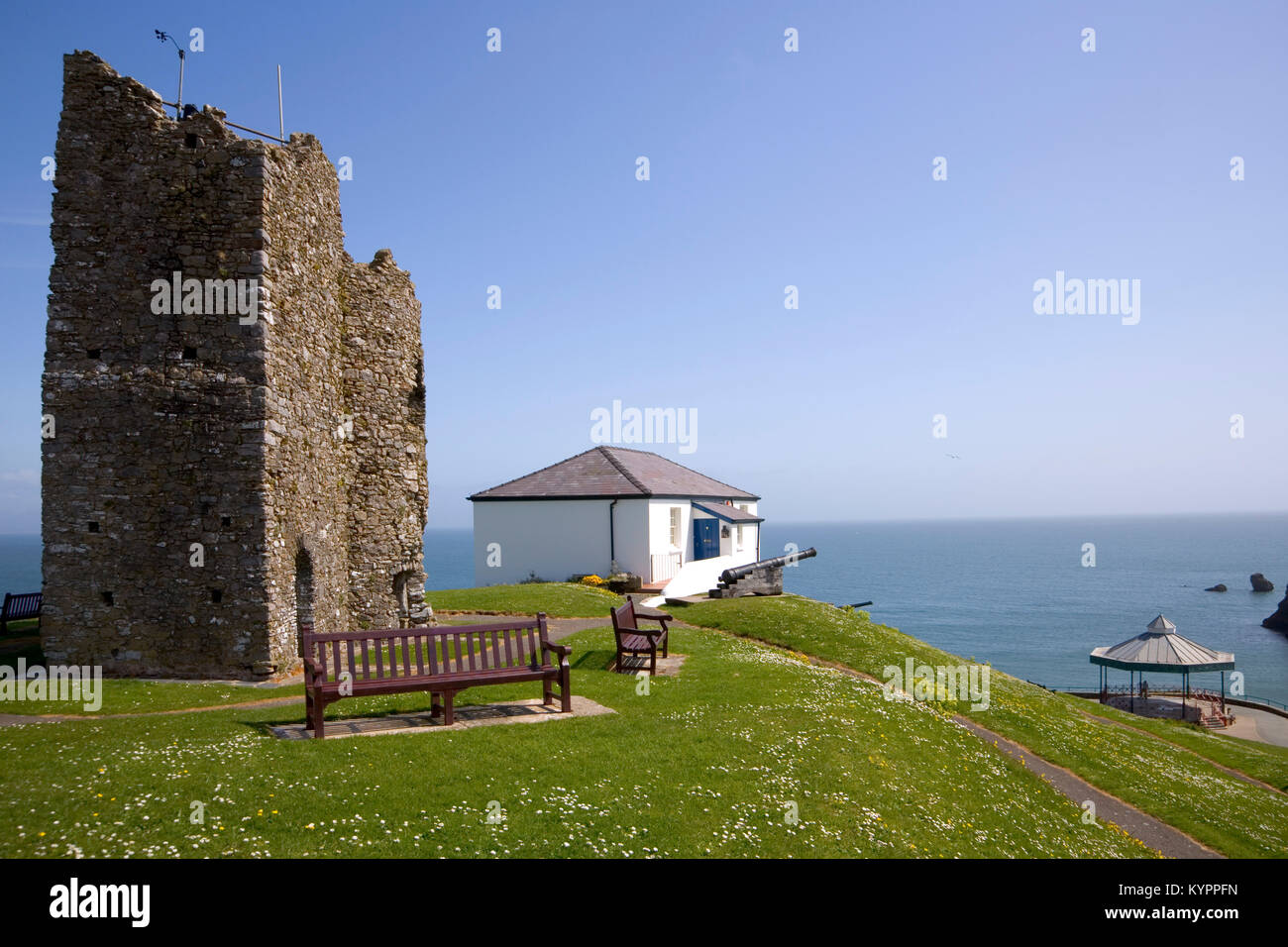 Castle Hill ruins and the old coastguards house in spring sunshine