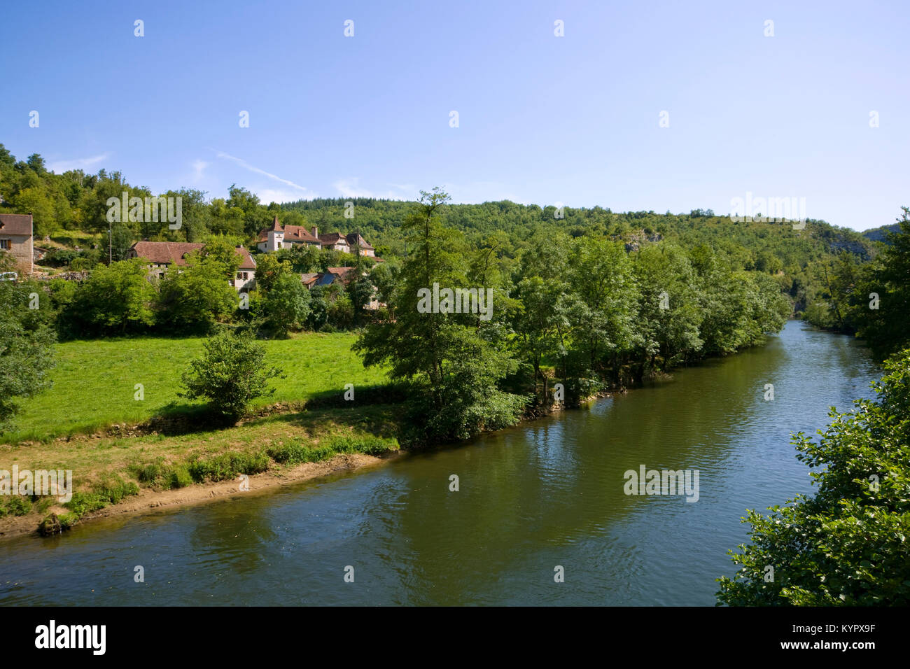 The picturesque Cele Valley at Cabrerets in The Lot, France, Europe