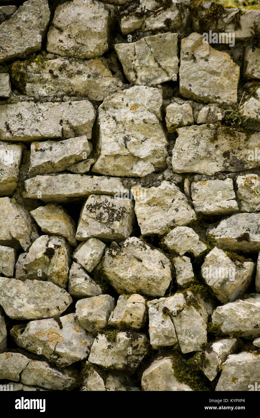 Stone Rumbled Wall Old rubble stone wall full frame background close up Stock Photo - Alamy