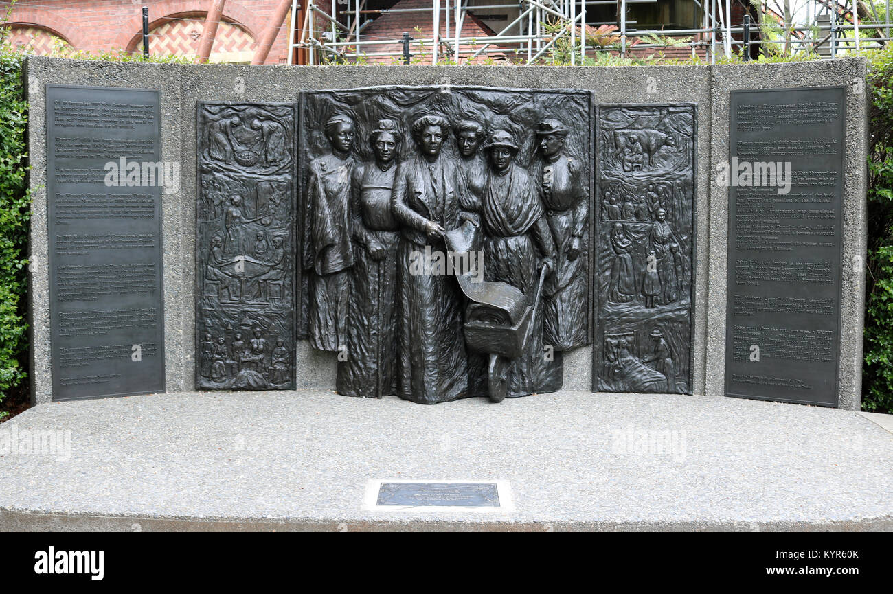 Kate Sheppard National Memorial to women's suffrage on the bank of the ...