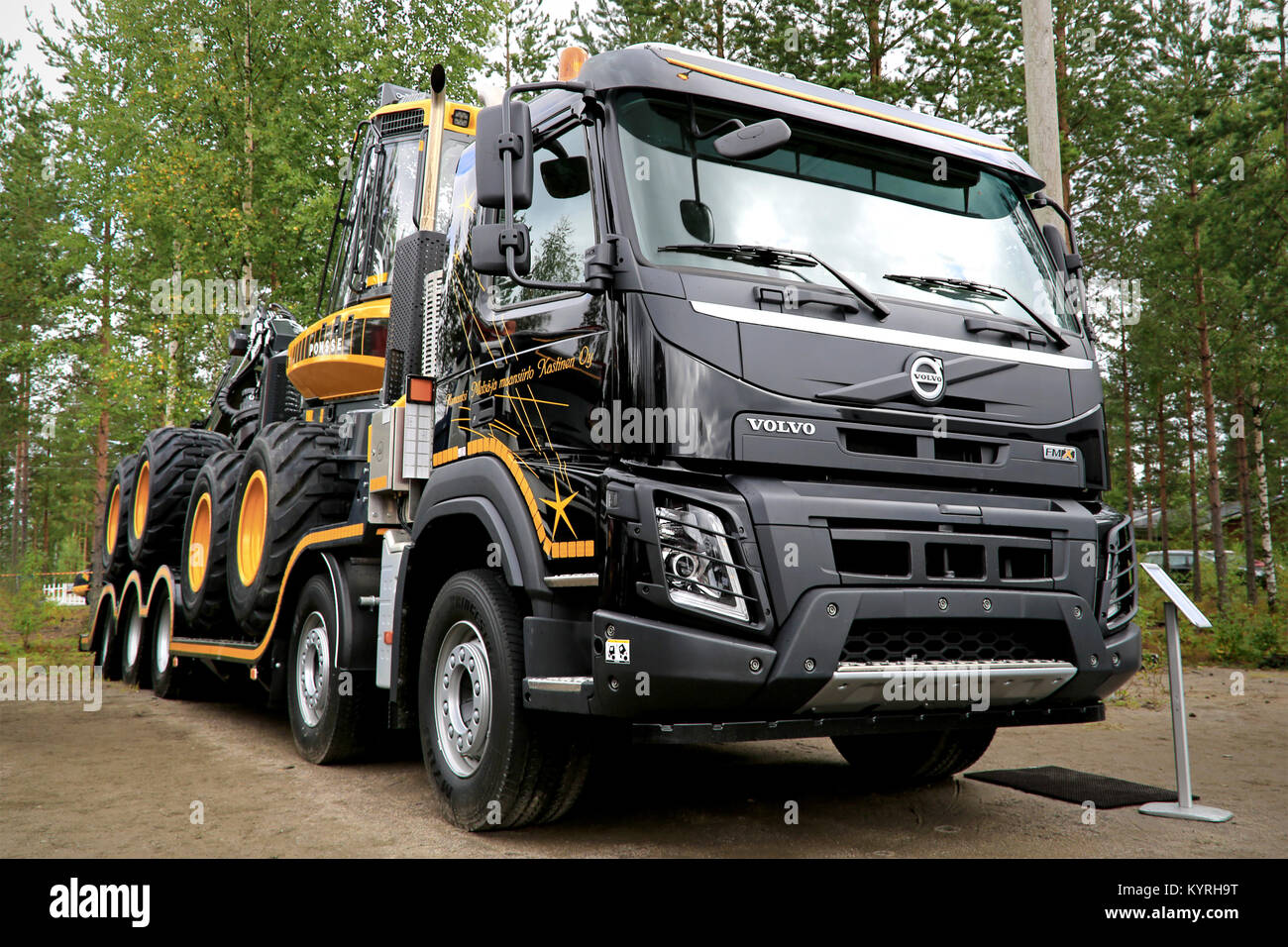 Volvo FMX 540 dump truck from Europe, used Volvo FMX 540 dump