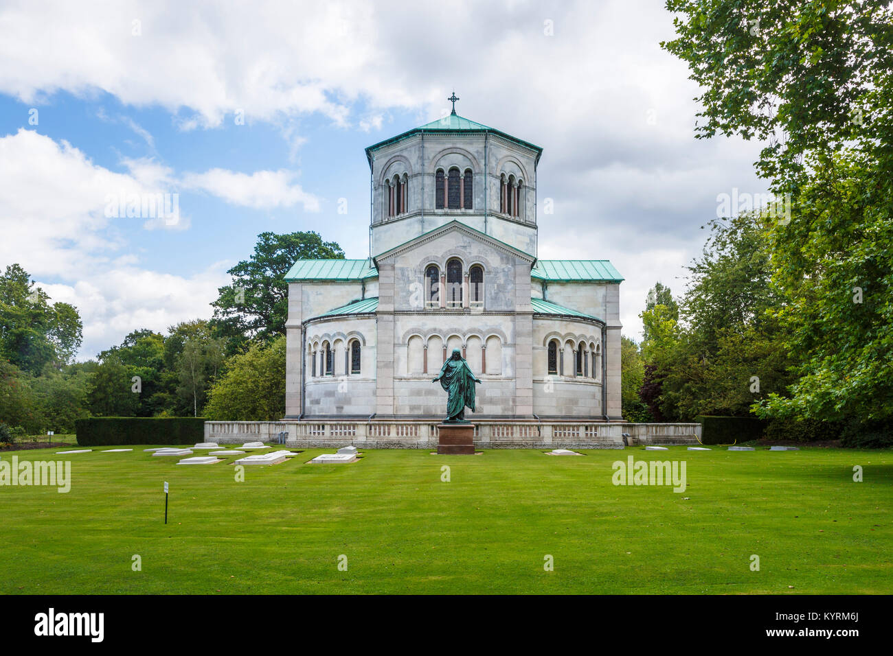 Royal mausoleum frogmore mausoleum burial hires stock photography and