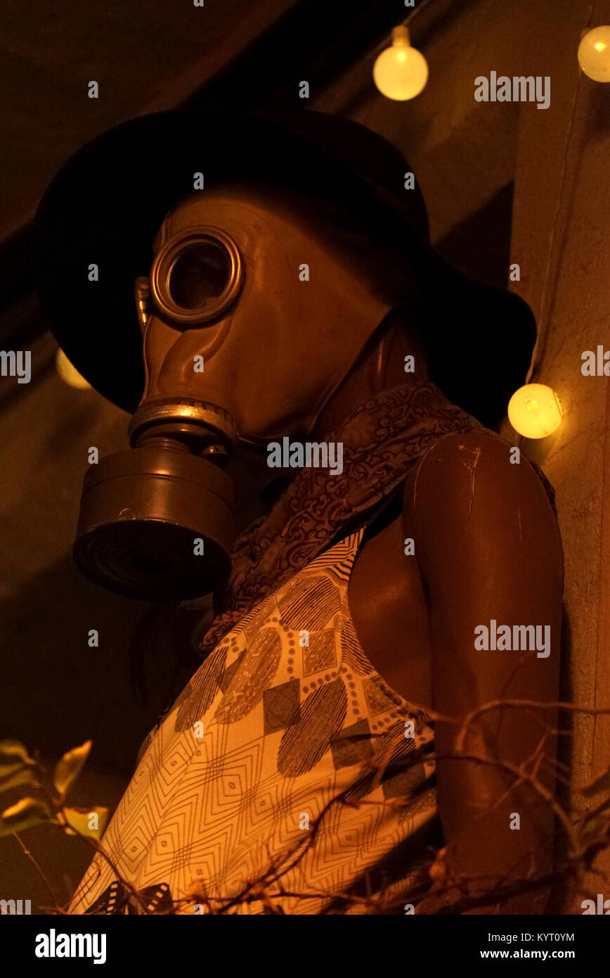Woman gas mask hi-res stock photography and images - Alamy