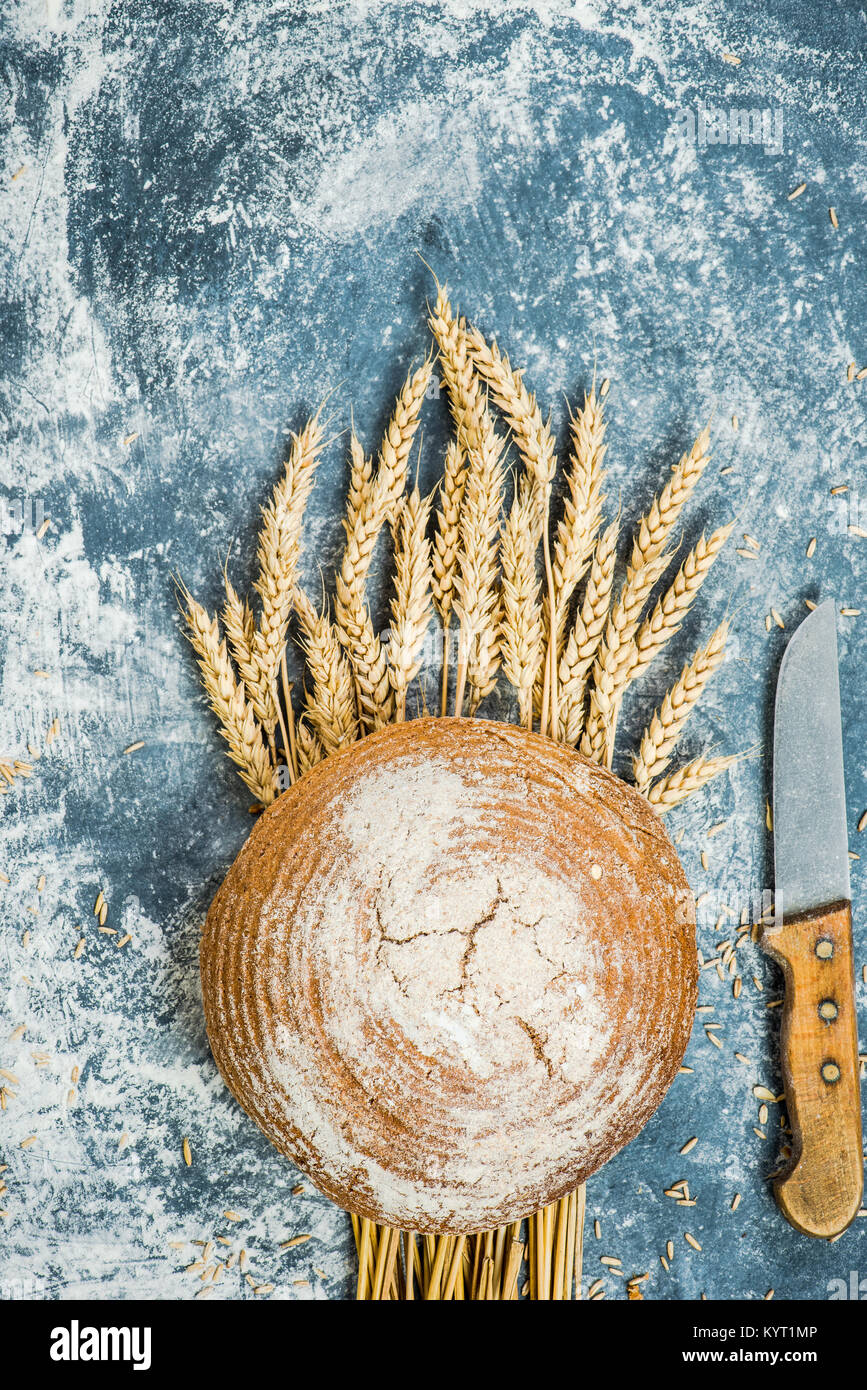 Crispy bread straw hi-res stock photography and images - Alamy