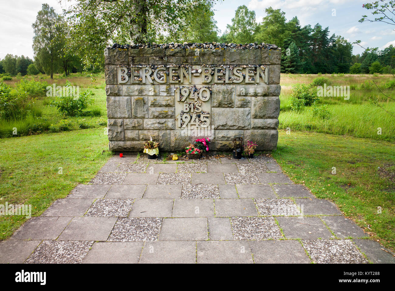 'Bergen-Belsen 1940-1945 stone Jewish Holocaust memorial Belsen-Bergen Stock Photo