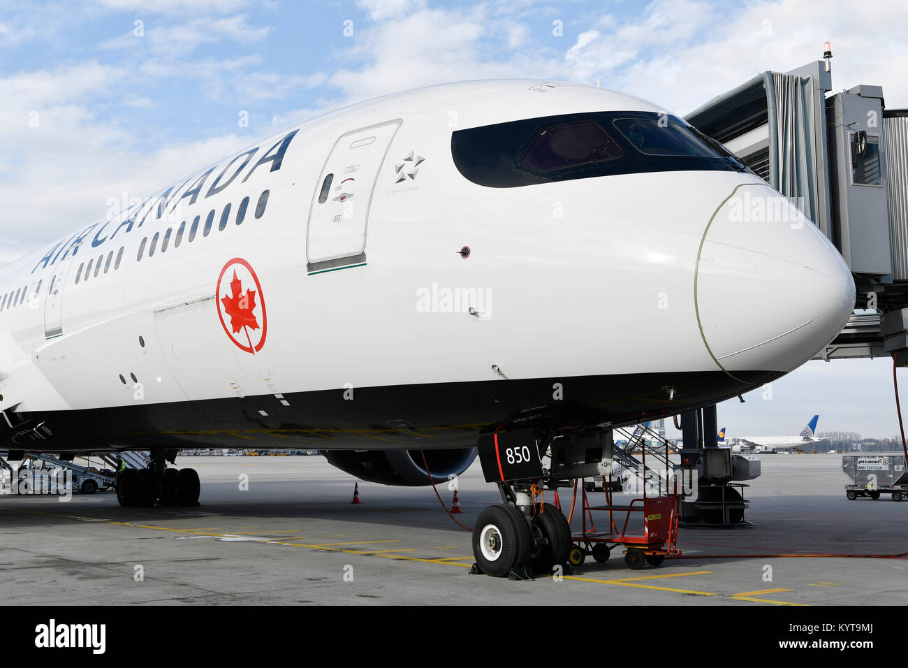 Air Canada, Boeing, B787-900, Dreamliner, satellite handling, on block, Munich Airport, Stock Photo