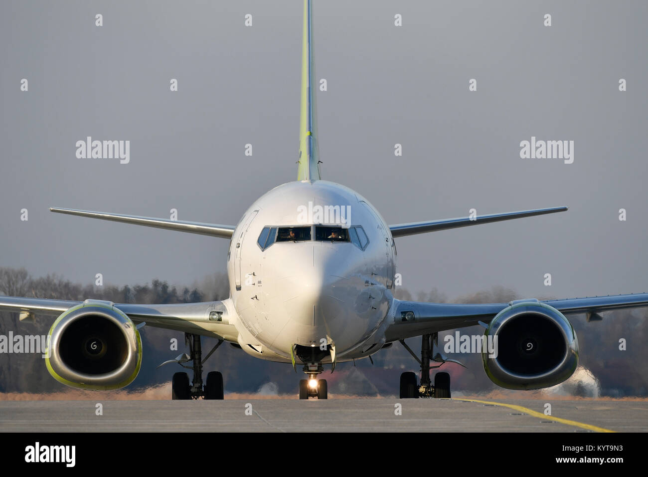 airbaltic, Air Baltic, Boeing, B737, nose gear, wheel, tire, roll in, landing, taxiway, runway, Munich Airport, Upper Bavaria, Germany Stock Photo