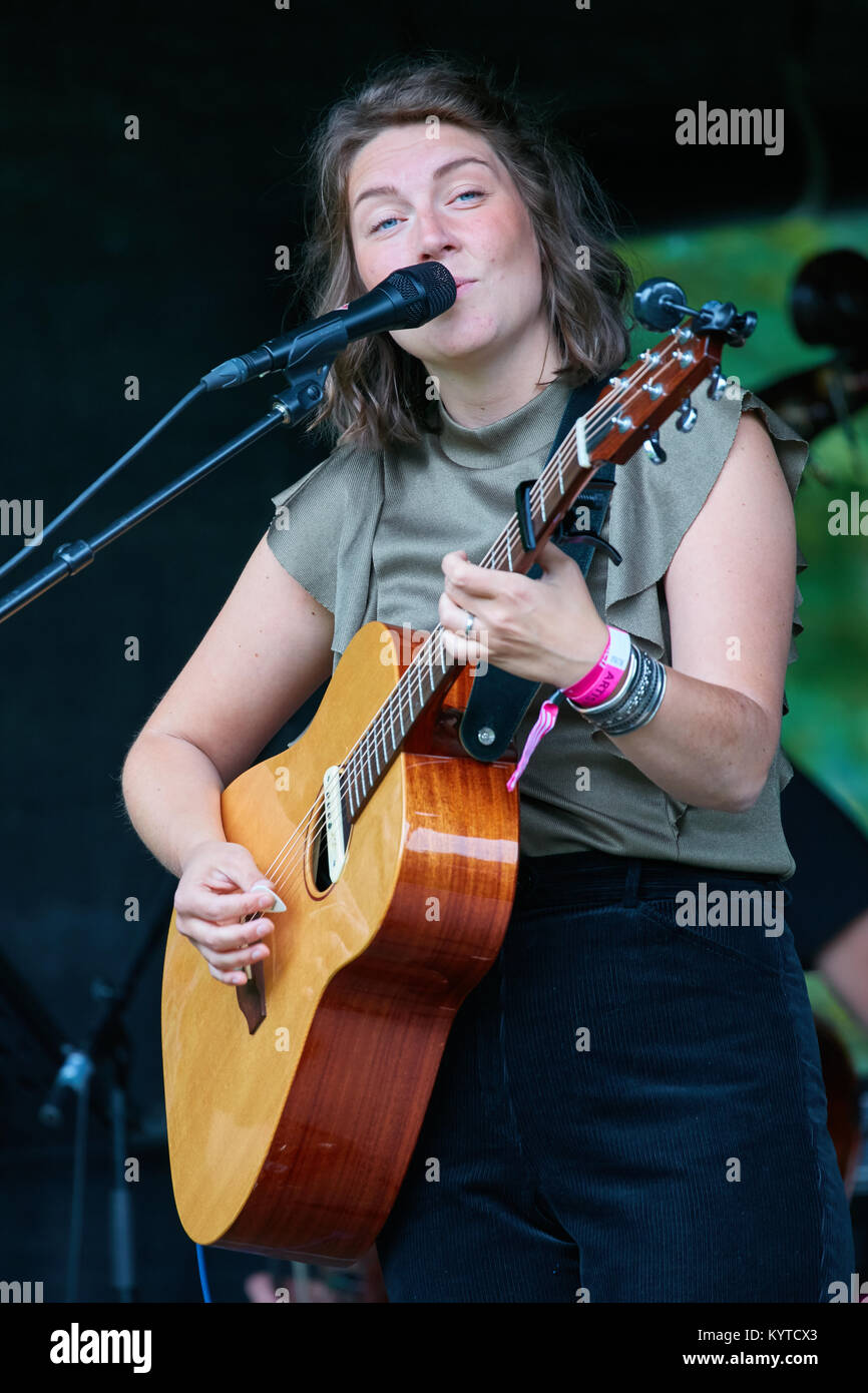 The Swedish folk duo Good Harvest Whitney performs a live concert during the Norwegian music festival Piknik i Parken in Oslo. The duo consists of the two musicians and singers Hanna Enlof (pictured) and Ylva Eriksson. Norway, 22/06 2017. Stock Photo