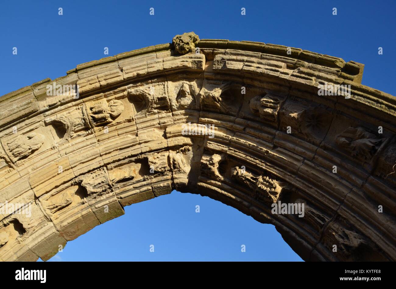 Evesham Abbey Ruins Carved Stone Entrance Arch Stock Photo Alamy evesham-abbey-ruins-carved-stone-entrance-arch-stock-photo-alamy