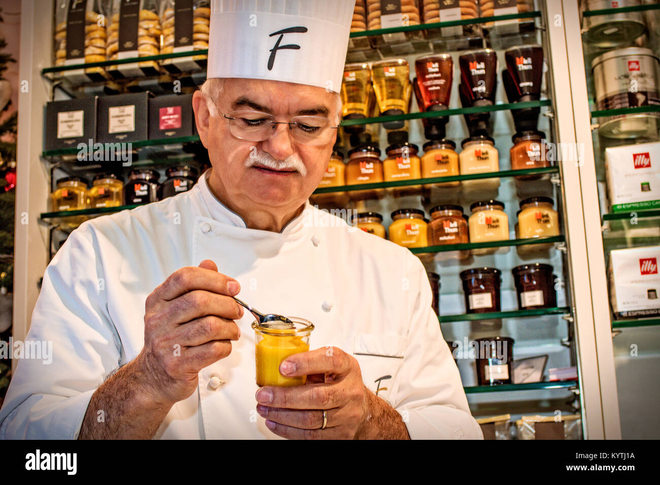 Creme dolci hires stock photography and images Alamy