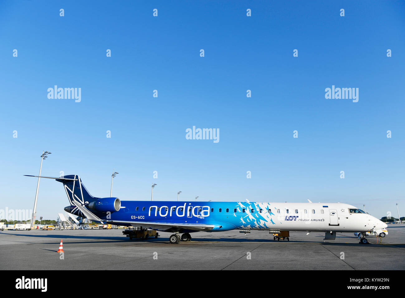 Nordica, Canadair Regional Jet, CRJ-900, ES-ACC, aircraft, airplane, plane, airlines, airways, roll, in, out,  Munich Airport, Stock Photo