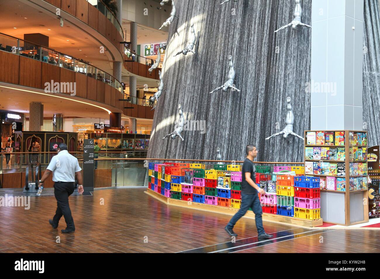 Dubai Mall Fountain Inside