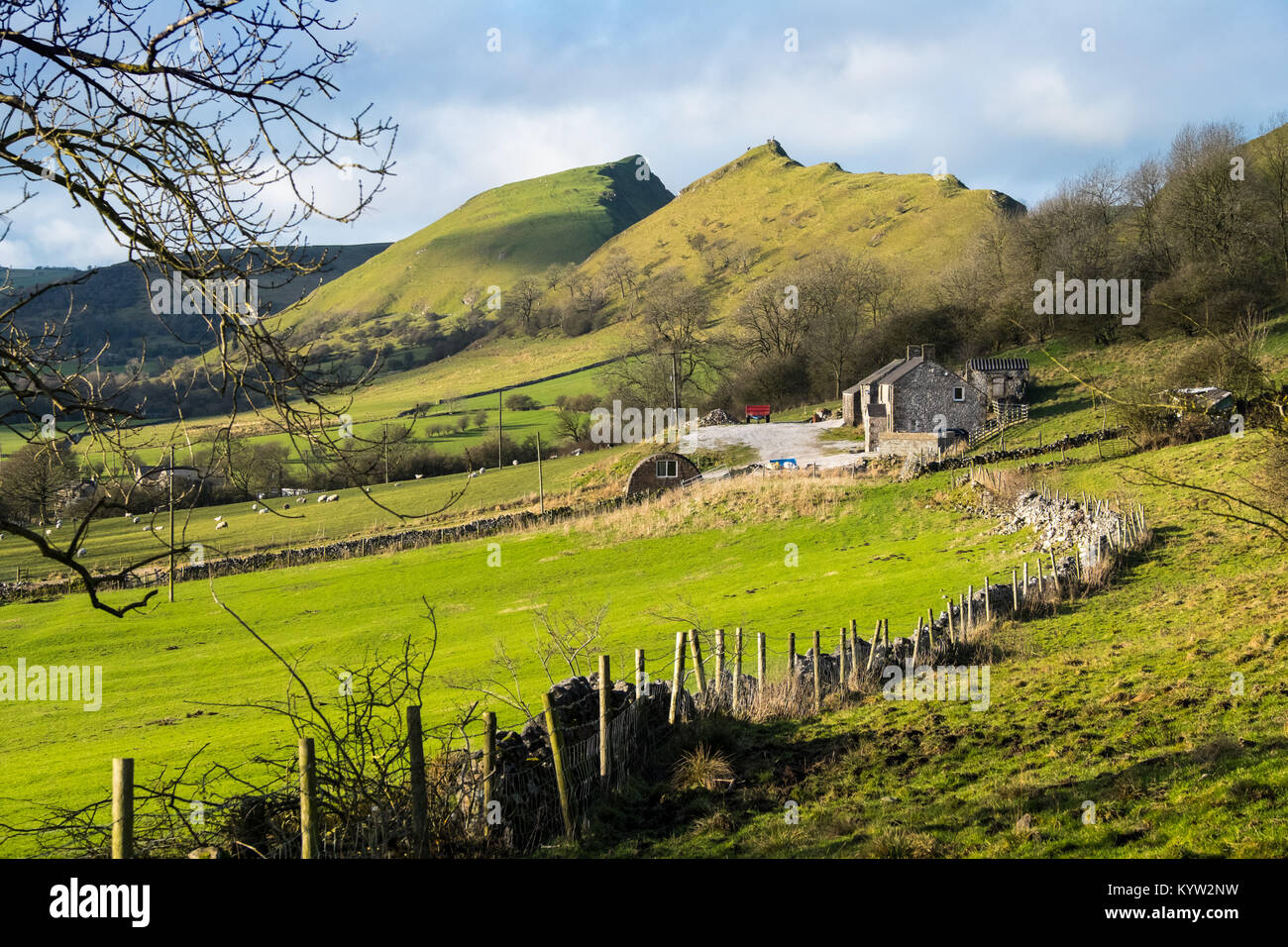 Small Hill Rise Small hill that looks like a mountain hi-res stock photography and ...
