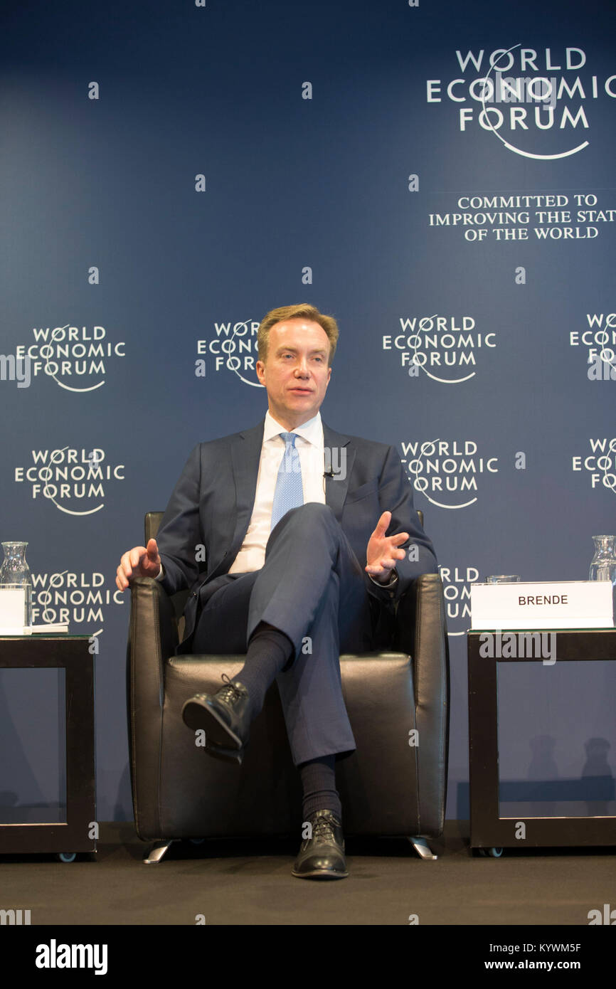 Geneva, Switzerland. 16th Jan, 2018. Borge Brende, the president of the World Economic Forum (WEF), gestures at a press conference in Geneva, Switzerland, Jan. 16, 2018. Some 70 heads of state and government and 38 heads of international organizations will debate 'creating a shared future in a fractured world' -- the theme of this year's World Economic Forum in Davos from Jan. 23 to Jan. 26. Credit: Xu Jinquan/Xinhua/Alamy Live News Stock Photo