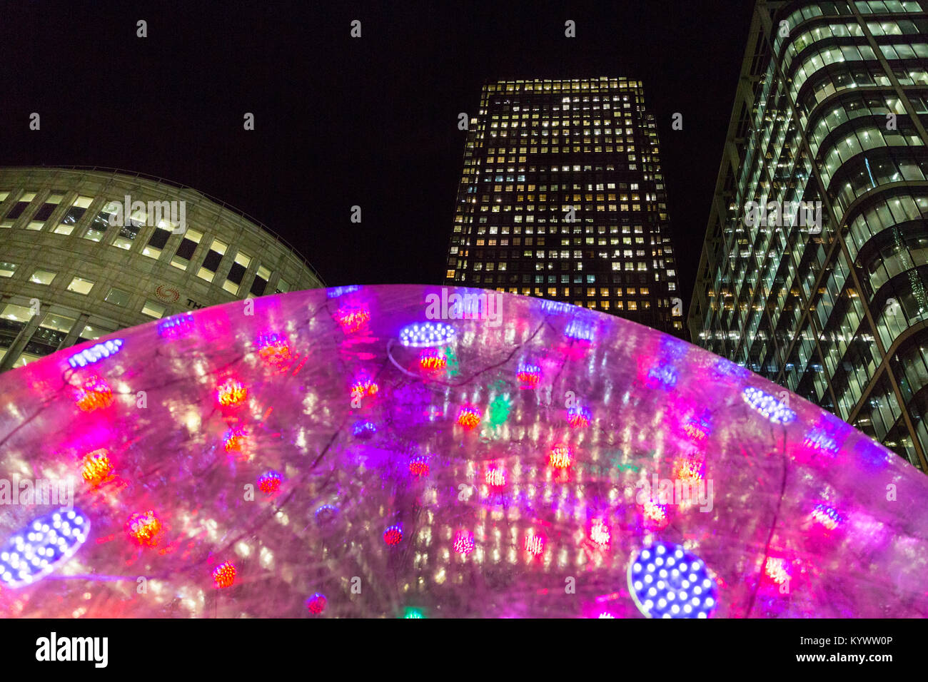 Canary Wharf, London, 16th Jan 2018. The Sonic Light Bubble, an installation by Australian studio ENESS in Jubilee Plaza. Winter Lights 2018 at Canary Wharf opens to the public. The free exhibition includes over 30 sculptures, structures and installations, some interactive, from innovative light artists. Credit: Imageplotter News and Sports/Alamy Live News Stock Photo