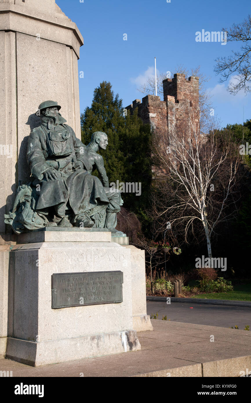 Exeter War Memorial in Northernhay Gardens, Exeter, Devon, with the ruins of Rougemont Castle in the background. Stock Photo