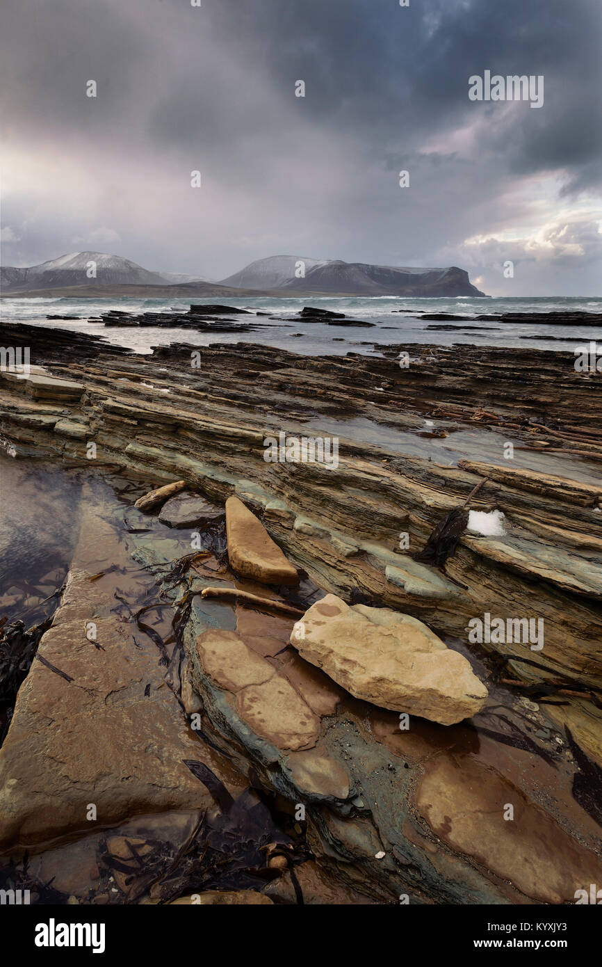 rocks and sea between orkney and the isle of hoy Stock Photo