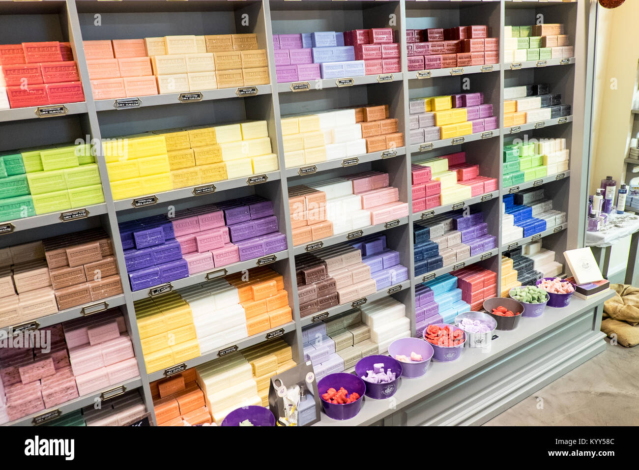 Colourful,shop,display,soap,Aleppo,Savon D'Alep,fragrance,fragrant,perfume,aroma,at,La  Maison du Savon de Marseille,within,Carcassonne,castle,France Stock Photo -  Alamy