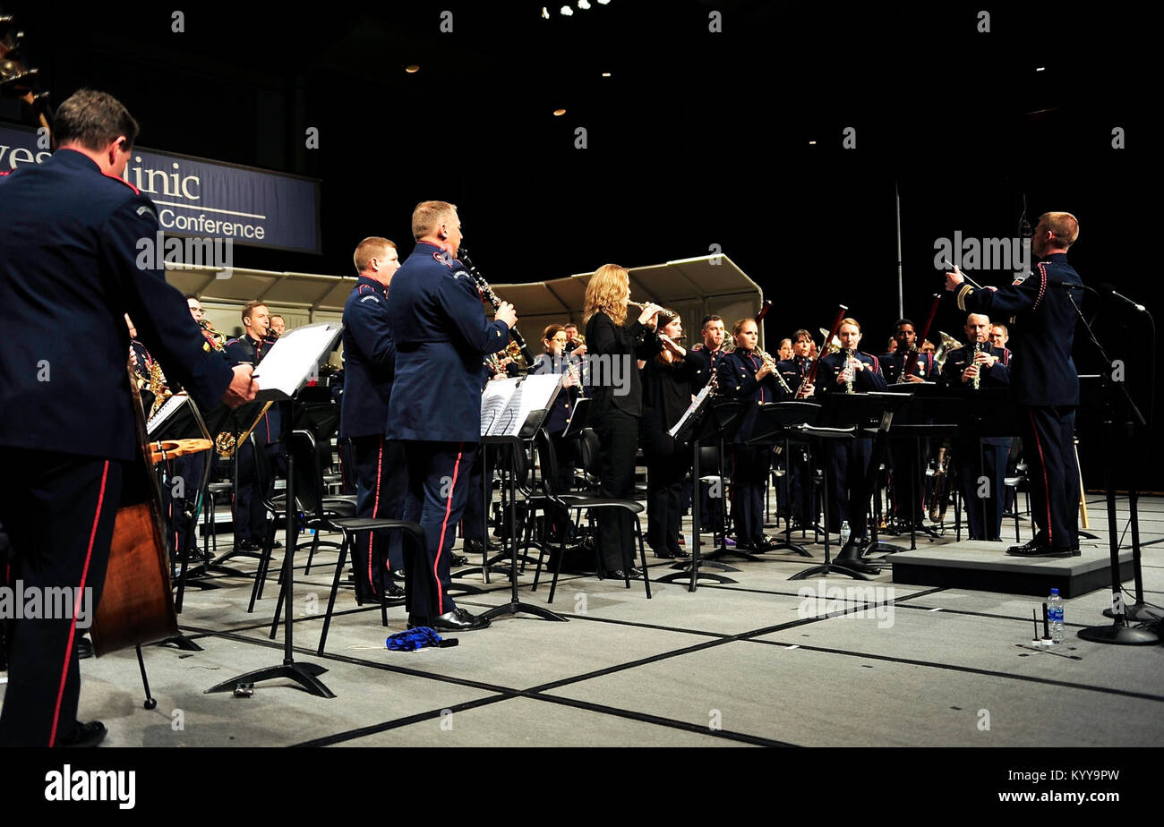 The Coast Guard Band plays the National Anthem to begin their concert