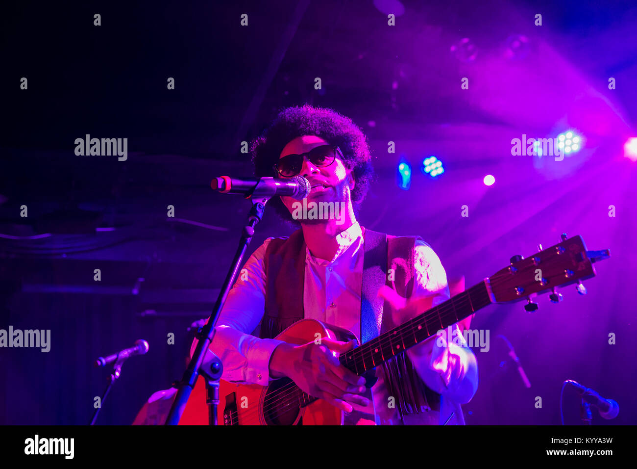 Singer jose james hires stock photography and images Alamy