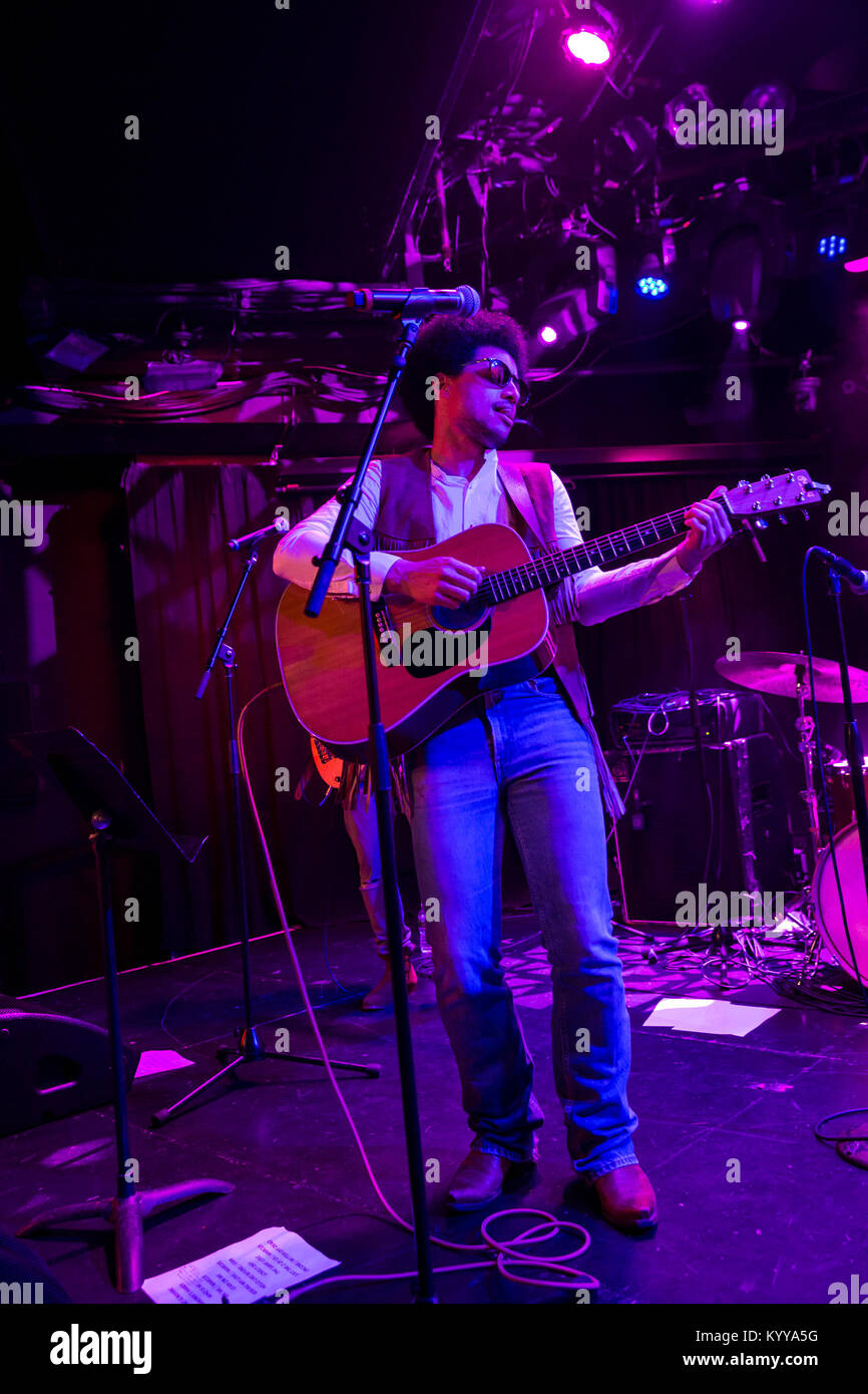 Brad allen hires stock photography and images Alamy