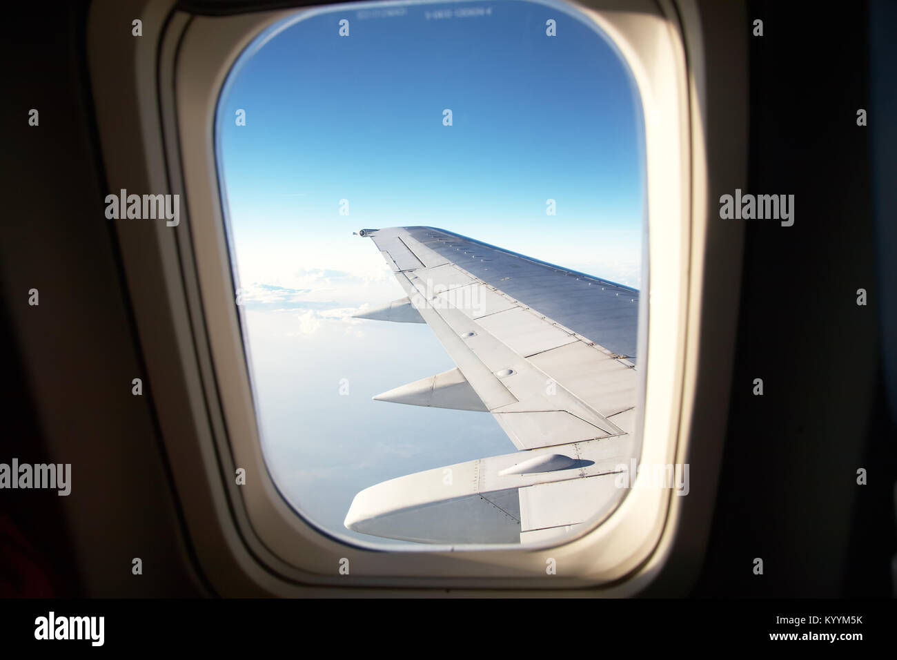 Airplane sky hi-res stock photography and images - Alamy