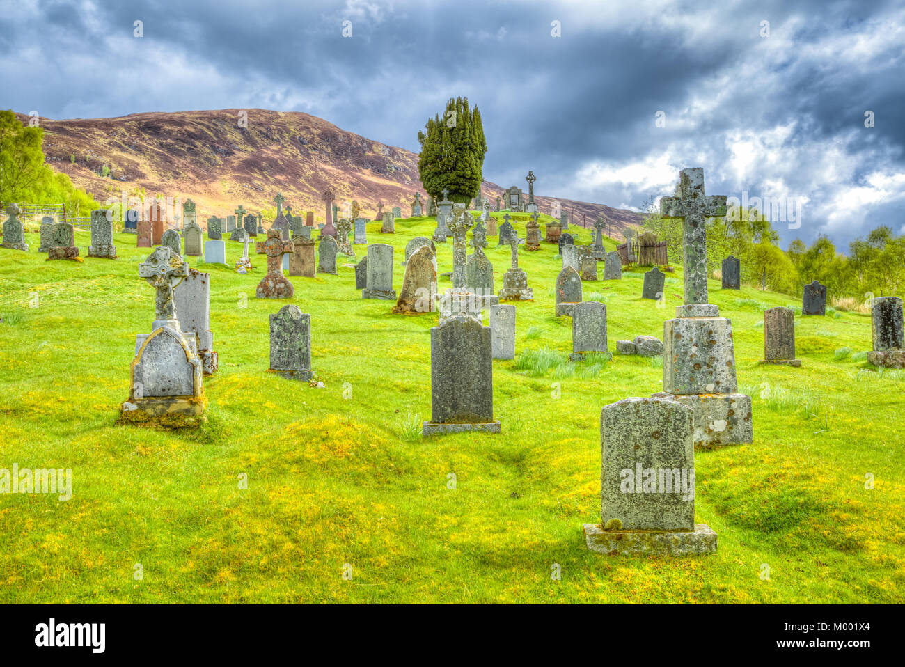 Scotland graveyard cemetery graves hires stock photography and images Alamy