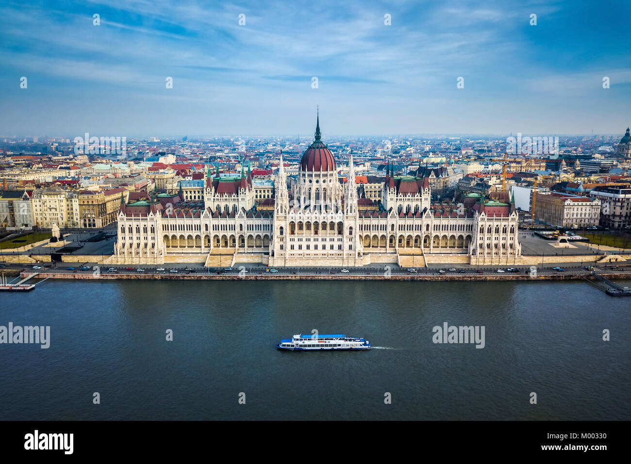 Skyline 4k hi-res stock photography and images - Alamy
