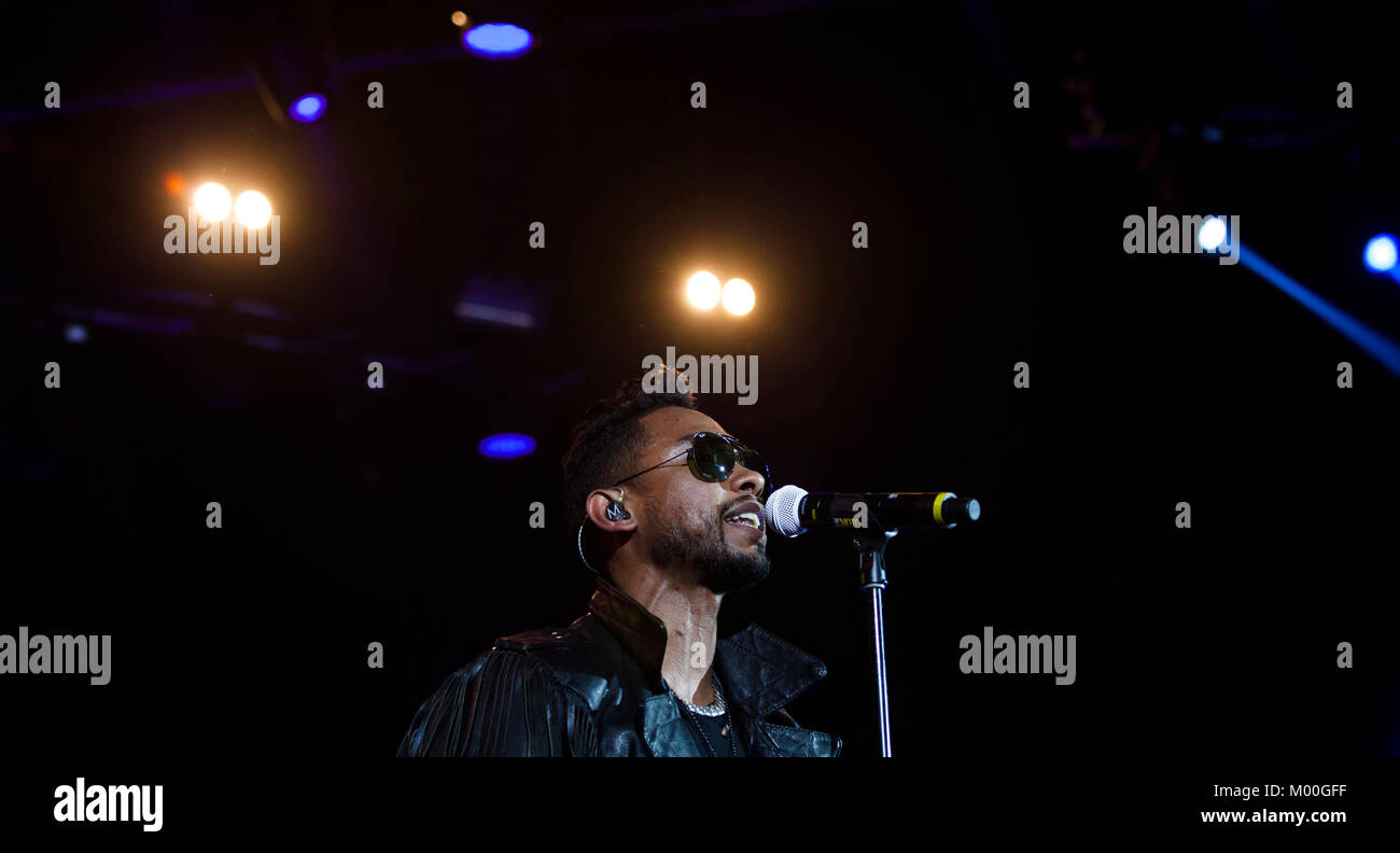 Soul and R&B-singer identifies himself as part of the new wave of R&B ...