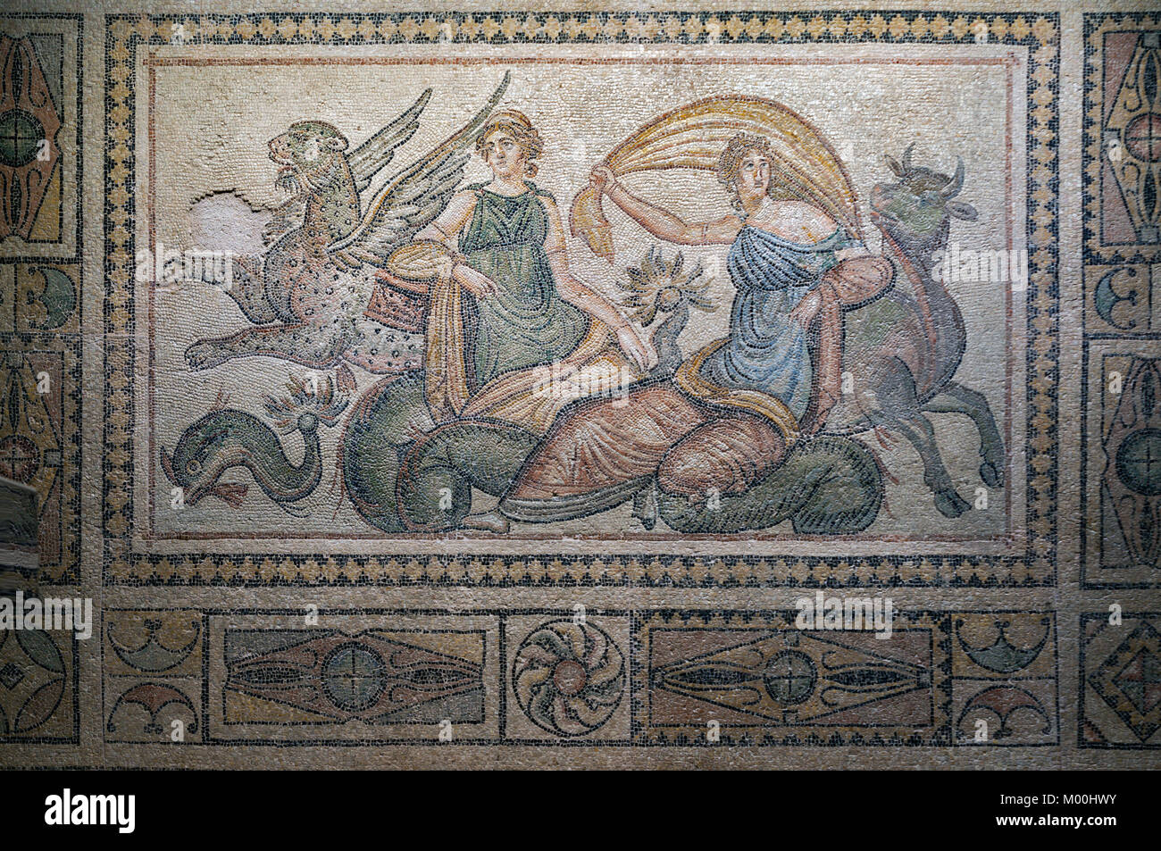 Kidnapping of europa by zeus hi-res stock photography and images
