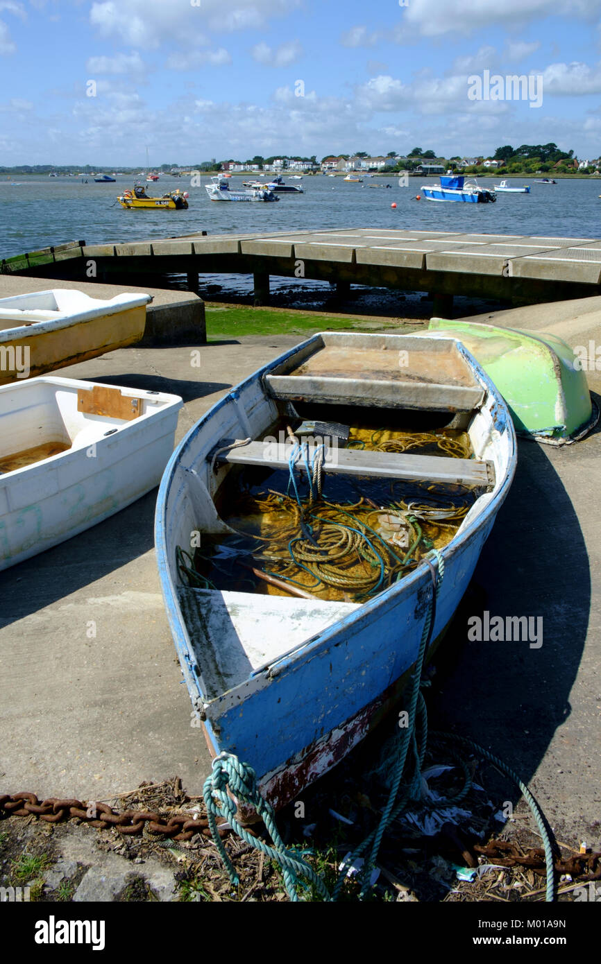 Rowing Boats On The River Stour Stock Photos &amp; Rowing ...