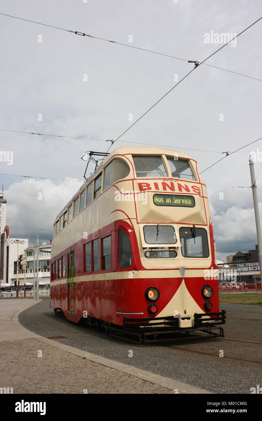 Blackpool number 703 in Sunderland number 101 - 1934 Balloon Car type ...