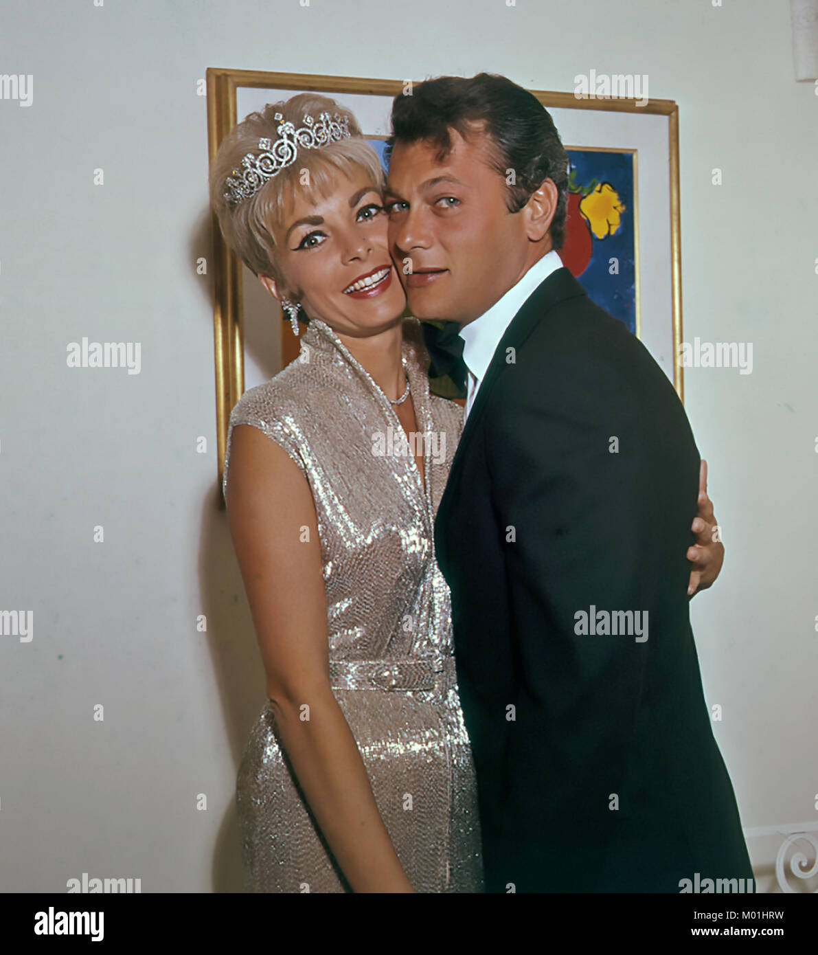 JANET LEIGH and husband Tony Curtis about 1960 Stock Photo - Alamy