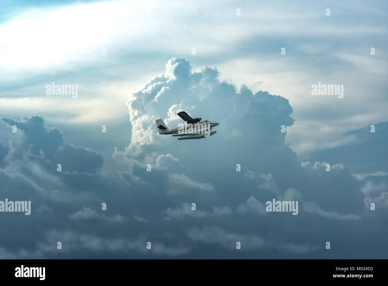 Twin Otter Float Plane Stock Photos & Twin Otter Float Plane Stock ...