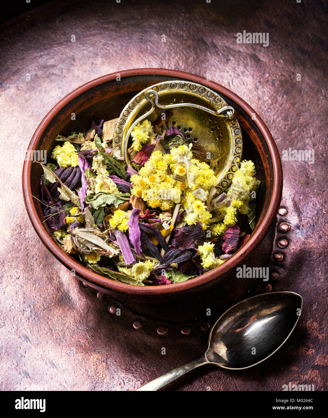 Herbal medicinal collection plant for tea.Herbal tea Stock Photo - Alamy
