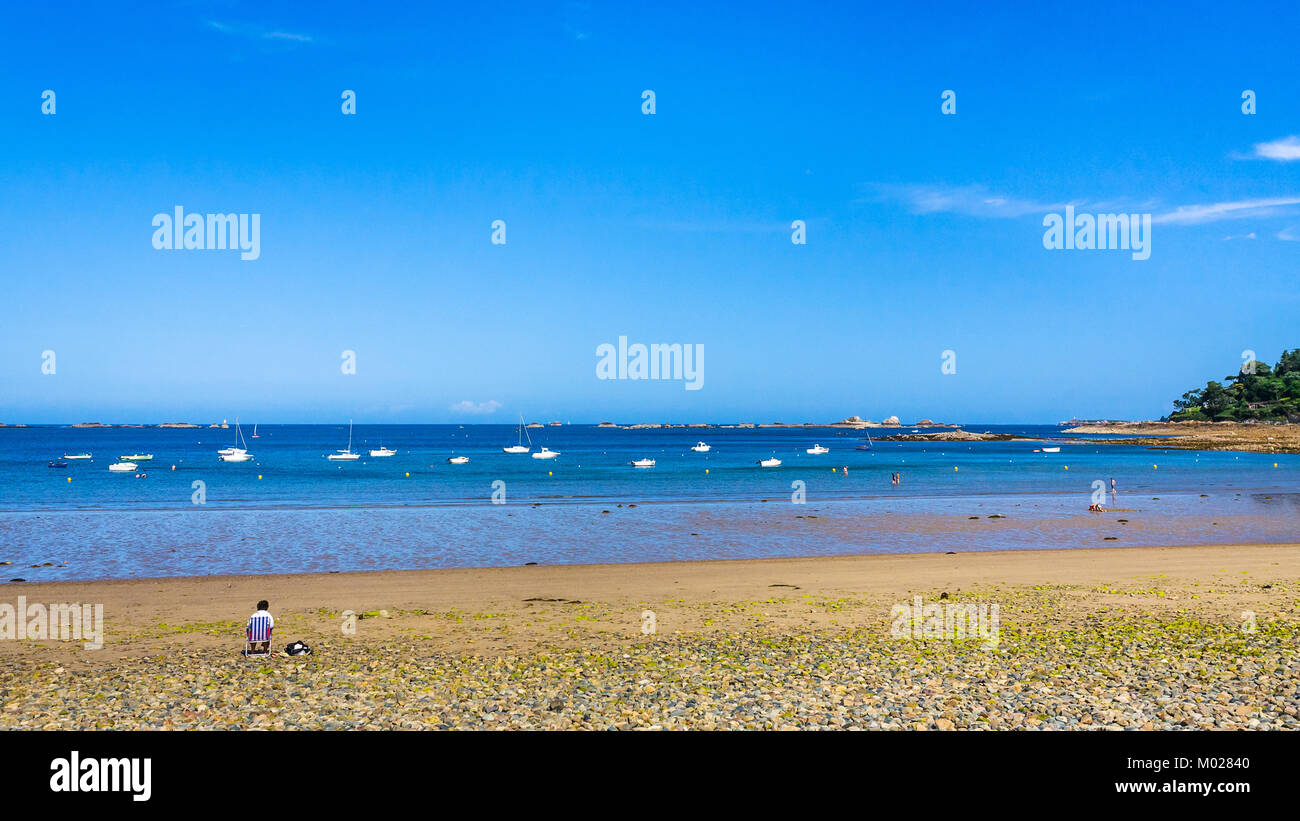 Travel To France Panoramic View Of Beach Plage De La Baie De Launay travel-to-france-panoramic-view-of-beach-plage-de-la-baie-de-launay