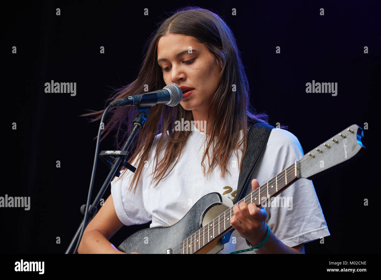 The talented Norwegian singer, musician and songwriter Okay Kaya ...