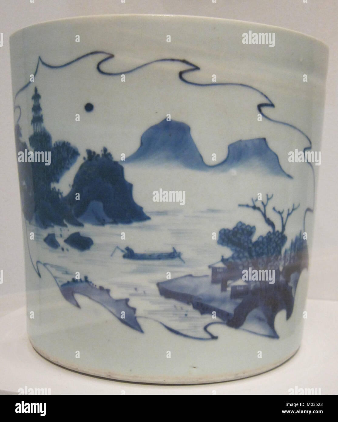 Porcelain Early 18th Century High Resolution Stock Photography and ...