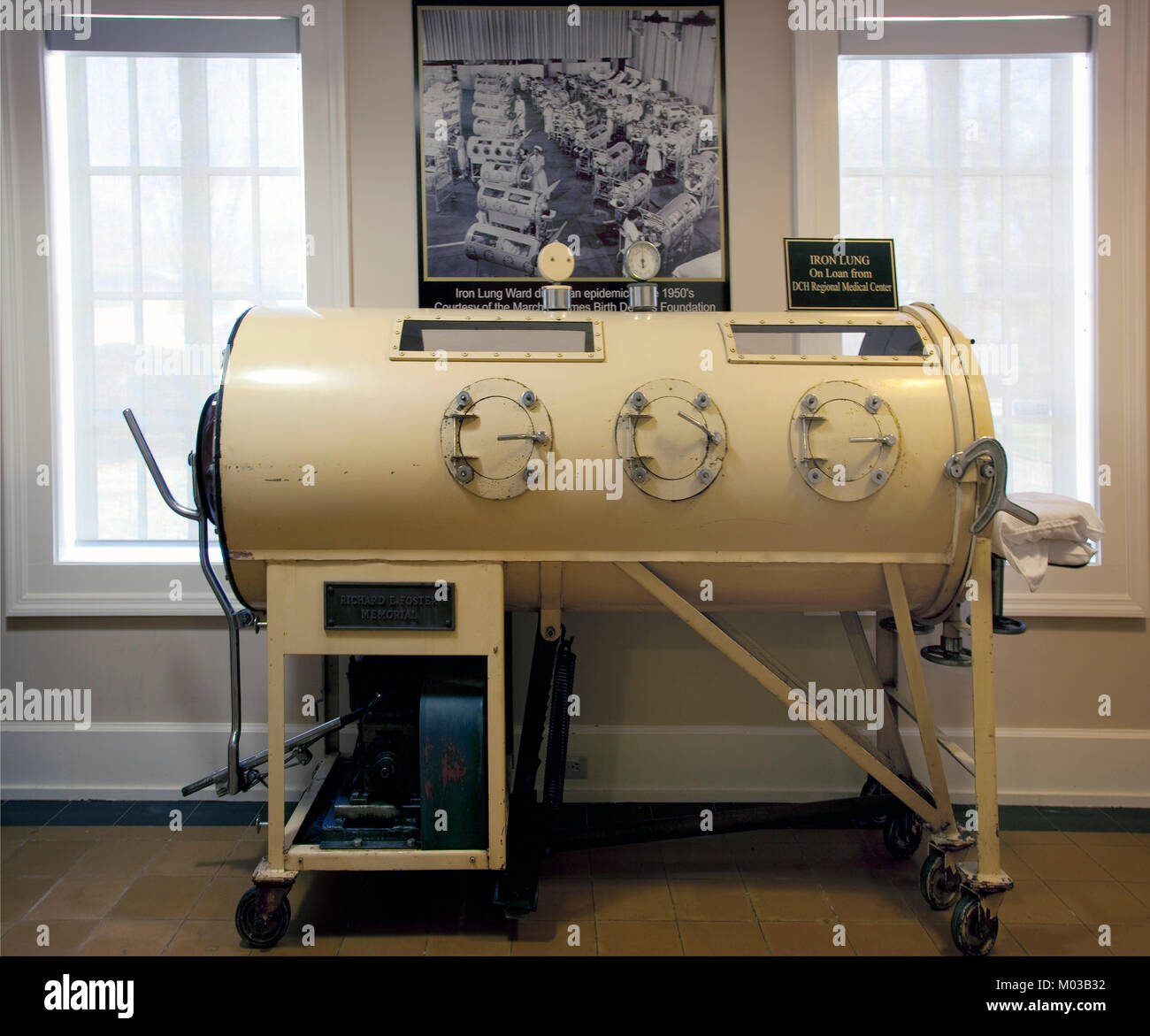 Iron lung (c. 1933) used to 'breathe' for polio patients until 1955 when polio vaccine became available is located in the Mobile Medical Museum, Mobile, Alabama Stock Photo