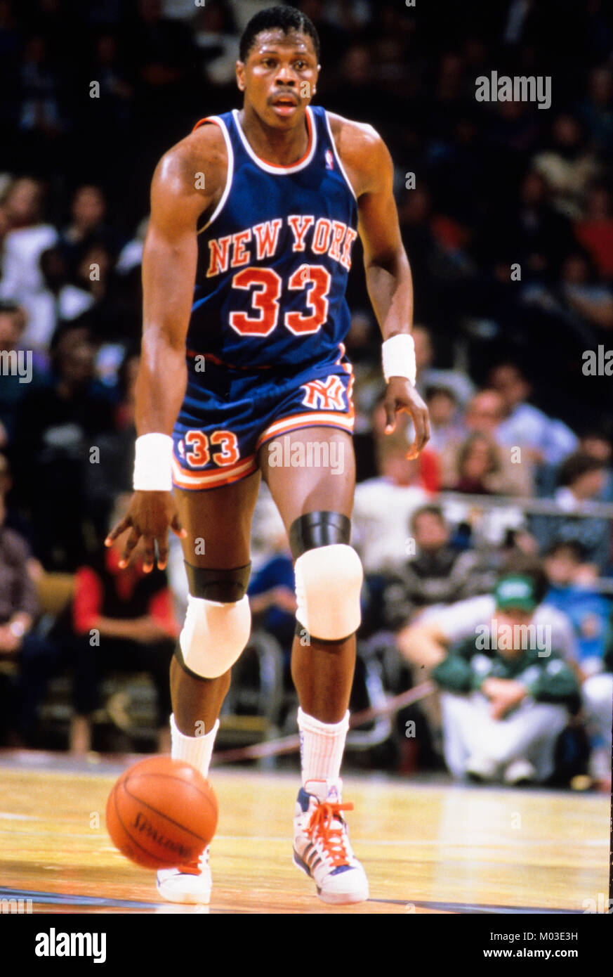 Patrick ewing 2002 hi-res stock photography and images - Alamy