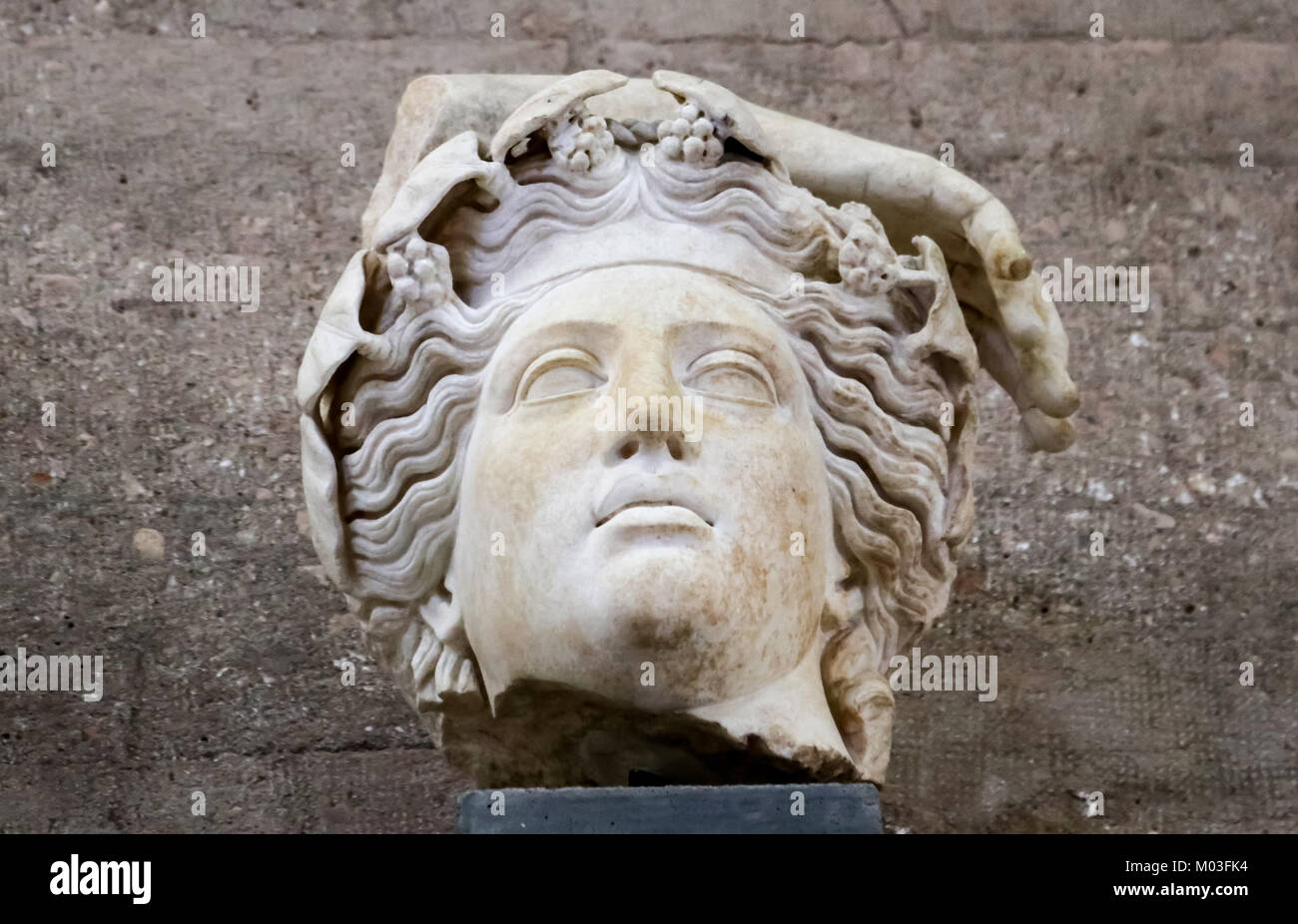 Greek goddess of grapes hi-res stock photography and images - Alamy