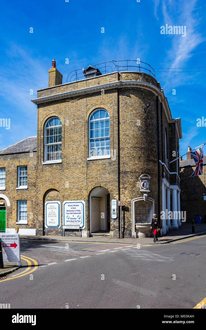Deal kent town hall hi-res stock photography and images - Alamy