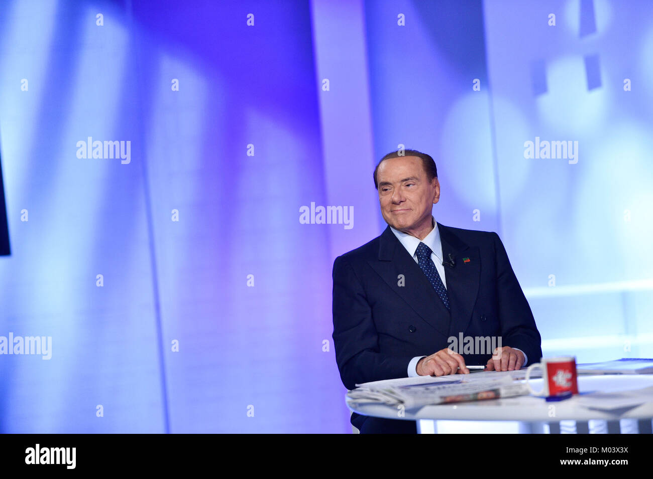 Silvio Berlusconi trasmissione L'Aria che tira Stock Photo