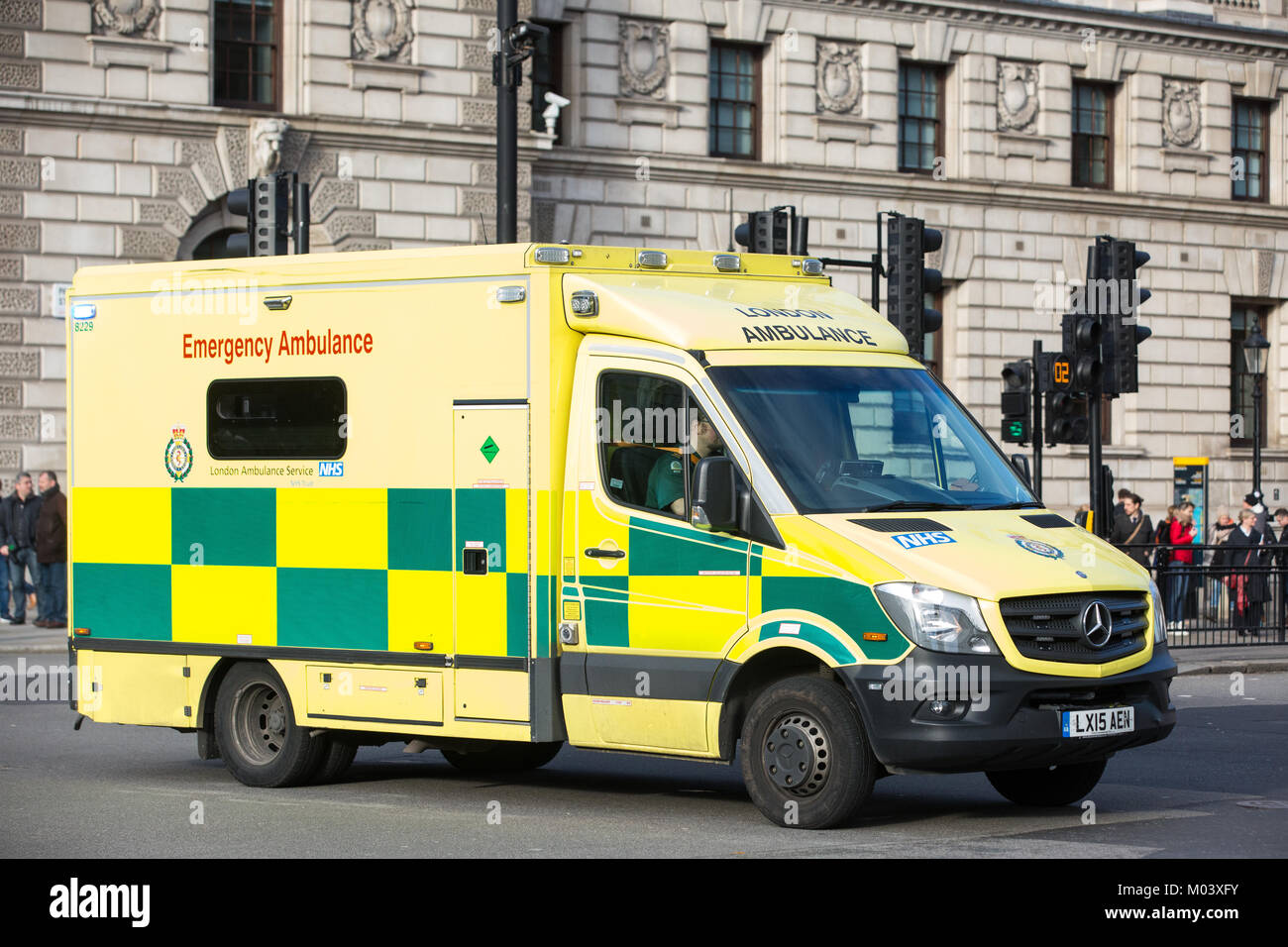 London, UK. 18th Jan, 2018. A Mercedes-Benz Sprinter 519 CDI ambulance responds to an emergency call in Parliament Square. It was today announced that more than 100,000 NHS patients this winter waited in an ambulance for at least 30 minutes due to A&E overcrowding. Credit: Mark Kerrison/Alamy Live News Stock Photo