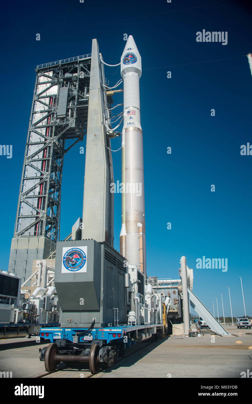 Cape Canaveral Air Force Station, Florida, USA. January 17, 2018 A United Launch Alliance Atlas V rocket carrying the SBIRS GEO Flight 4 payload is rolled out in preparation for launch at Space Launch Complex 41 Cape Canaveral Air Force Station January 17, 2018 in Cape Canaveral, Florida. The Space Based Infrared System mission for the U.S. Air Force is scheduled to launch on January 18th. Credit: Planetpix/Alamy Live News Stock Photo