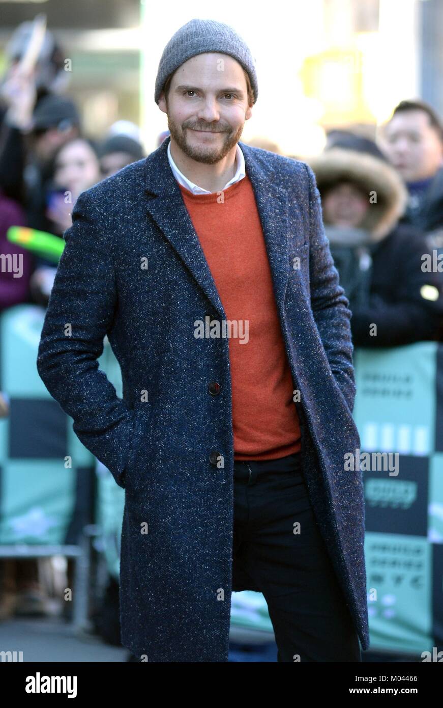 New York, NY, USA. 18th Jan, 2018. Daniel Bruhl out and about for Celebrity Candids - THU, New York, NY January 18, 2018. Credit: Kristin Callahan/Everett Collection/Alamy Live News Stock Photo